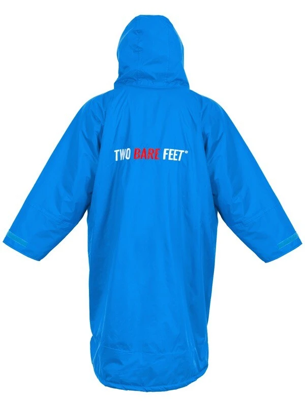 Two Bare Feet Kids Weatherproof Changing Robe With Changing Mat (Blue/Red) 2 Two Bare Feet Kids Weatherproof Changing Robe With Changing Mat (Blue/Red) - Image 2