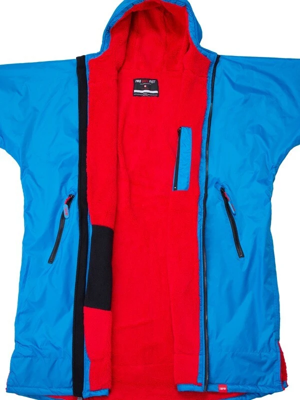 Two Bare Feet Kids Weatherproof Changing Robe With Changing Mat (Blue/Red) 3 Two Bare Feet Kids Weatherproof Changing Robe With Changing Mat (Blue/Red) - Image 3