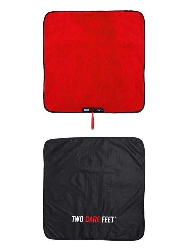 Two Bare Feet Kids Weatherproof Changing Robe With Changing Mat (Blue/Red) 4 Two Bare Feet Kids Weatherproof Changing Robe With Changing Mat (Blue/Red) - Image 4