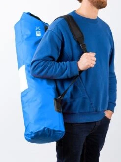 Two Bare Feet 30 Litre Waterproof Dry Bag / Inflatable Bodyboard Carry Bag (Blue) -Surf Tide Motion blue 30l model 2 1