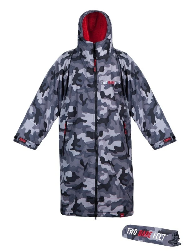 Two Bare Feet Kids Weatherproof Changing Robe With Changing Mat (Camo/Red) 1 Two Bare Feet Kids Weatherproof Changing Robe With Changing Mat (Camo/Red)