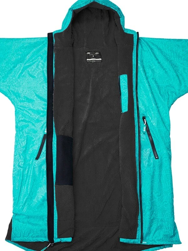 Two Bare Feet Kids Classic Print Long Sleeve Weatherproof Changing Robe (Teal/Charcoal) 3 Two Bare Feet Kids Classic Print Long Sleeve Weatherproof Changing Robe (Teal/Charcoal) - Image 3