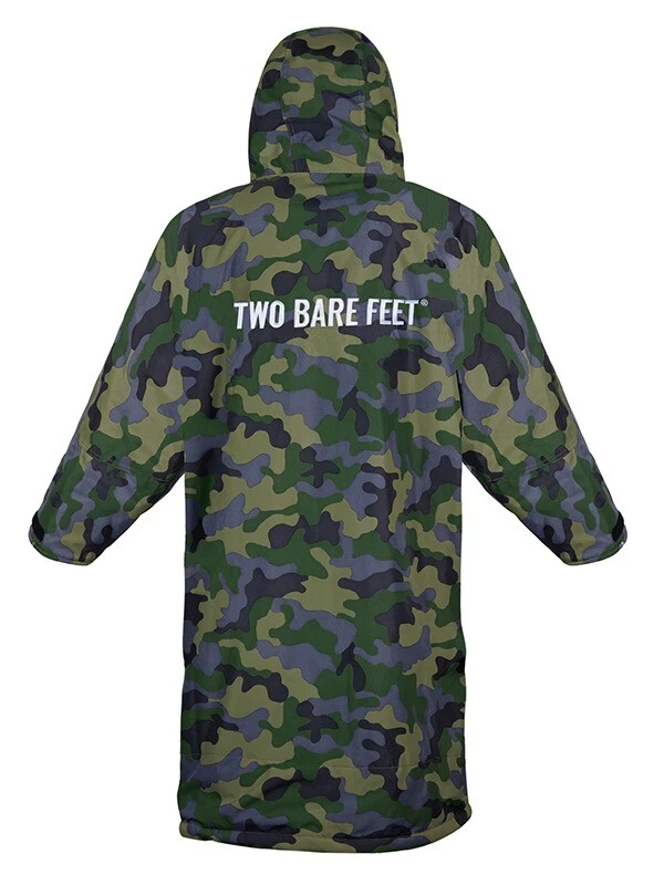 Two Bare Feet Kids Weatherproof Changing Robe With Changing Mat (Green Camo/ Raspberry) 2 Two Bare Feet Kids Weatherproof Changing Robe With Changing Mat (Green Camo/ Raspberry) - Image 2
